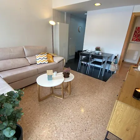 Coqueto En Alcala De La Selva, Parking Privado, Terraza Y Vistas By Family Homes דירה